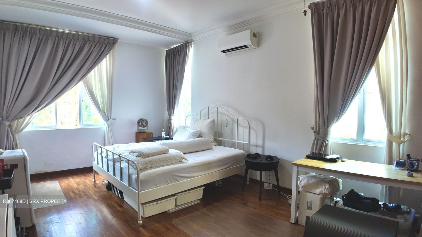 Pinewood Grove (D25), Terrace #524857561
